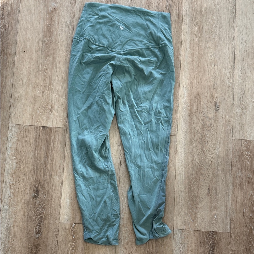 Lululemon align crops